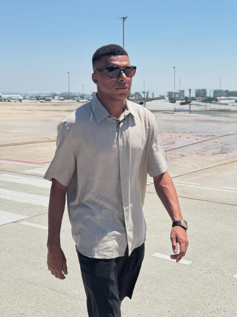 k.mbappe_522403482_18422566834142590_4613386972022499798_n