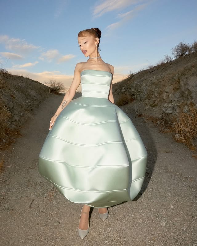 arianagrande_472121503_8887905474639303_5677226771945899697_n