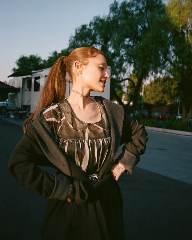 arianagrande_488714595_18648299122039697_5401873884195604432_n