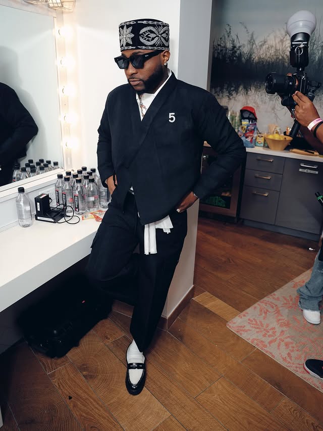 davido_528321762_18527133379016640_7477148457032052240_n