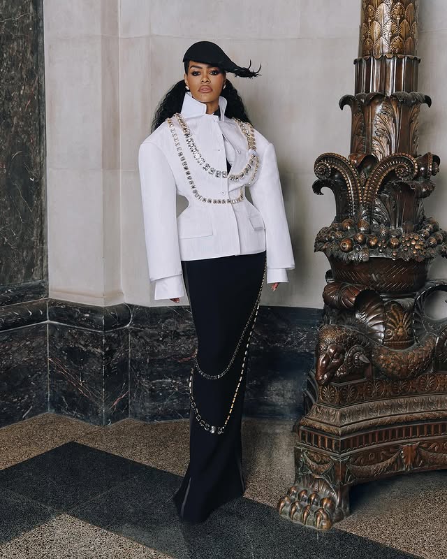 thombrowne_573926376_18537252643063506_5788361728160216003_n (1)